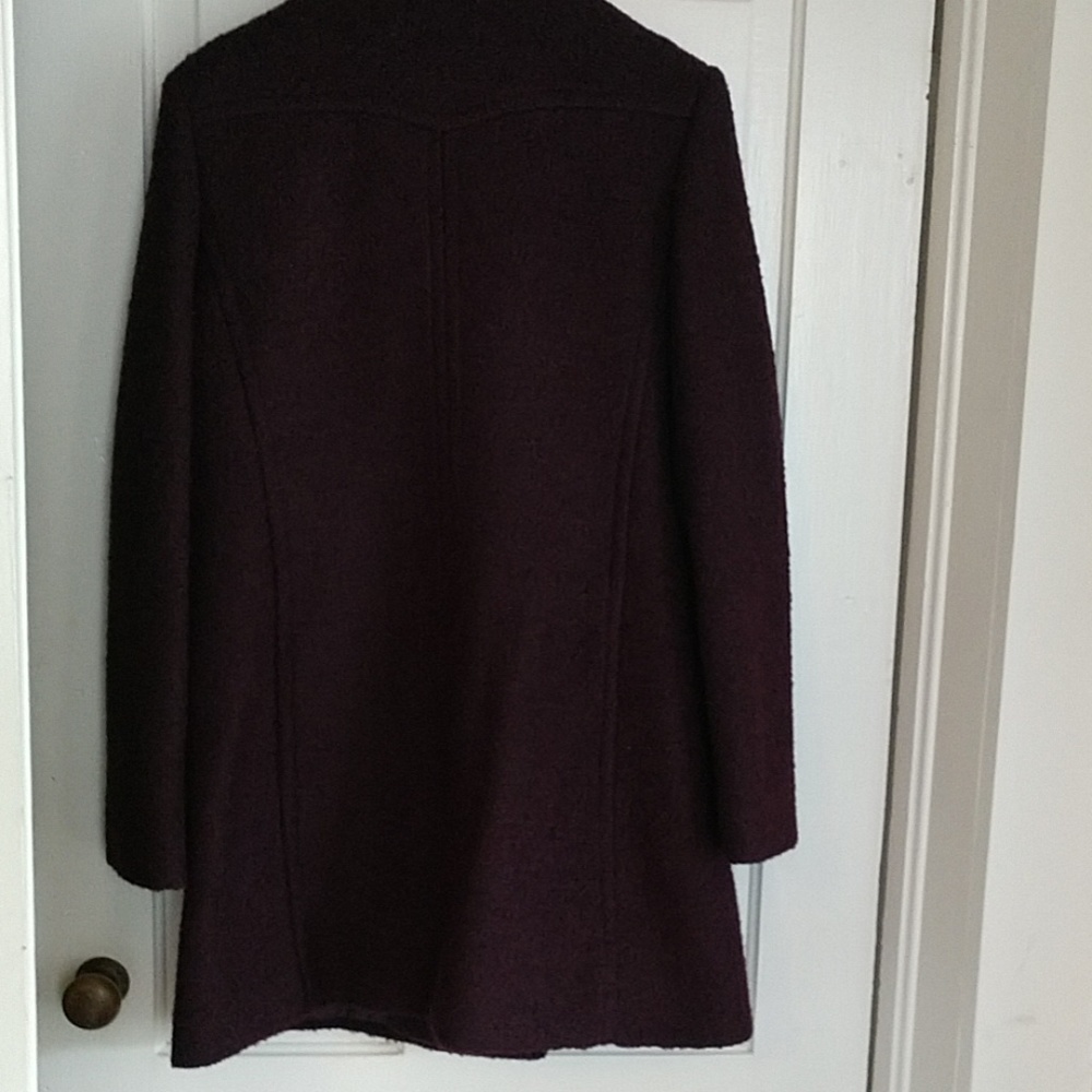Coat - Picture 3 of 6